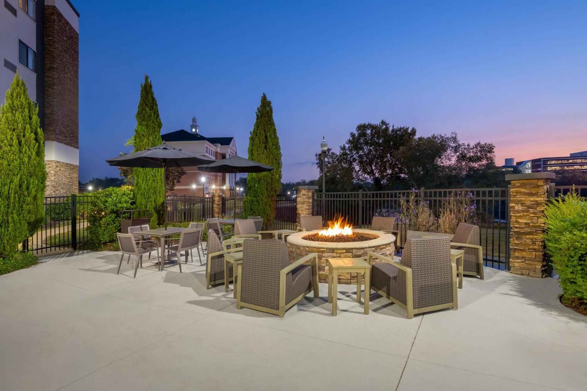 Courtyard By Marriott Columbus Phenix City Zewnętrze zdjęcie