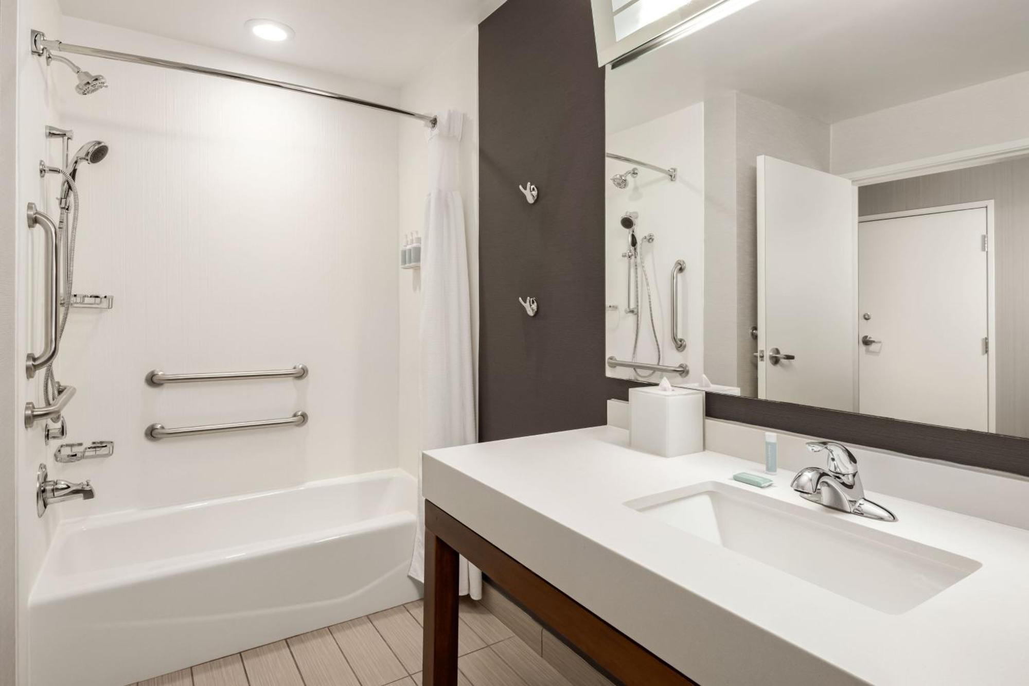 Courtyard By Marriott Columbus Phenix City Zewnętrze zdjęcie